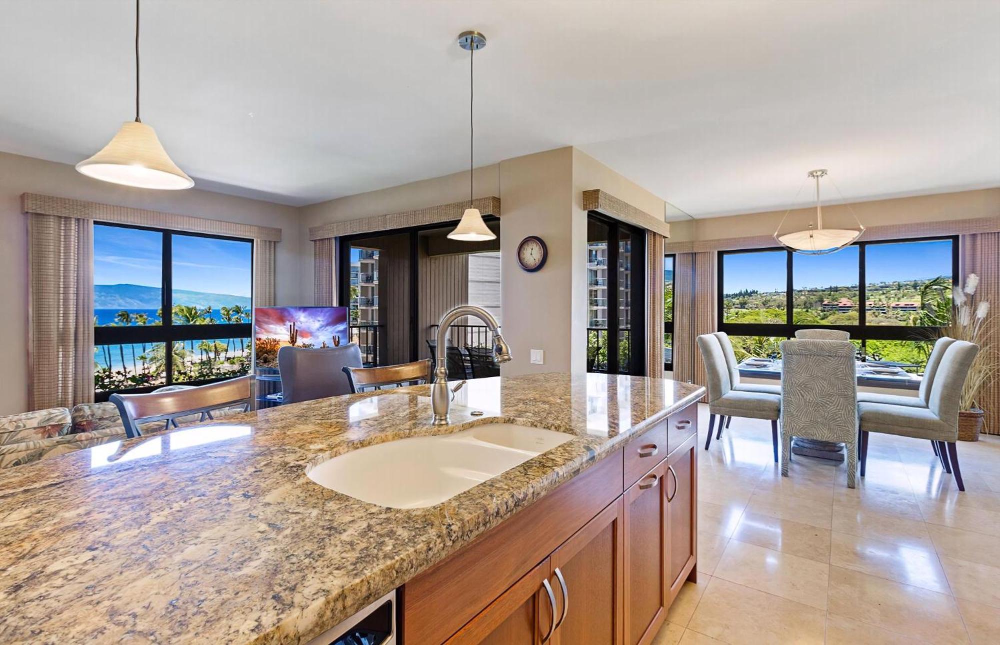 The Kaanapali Alii By Maui Resort Rentals ラハイナ エクステリア 写真